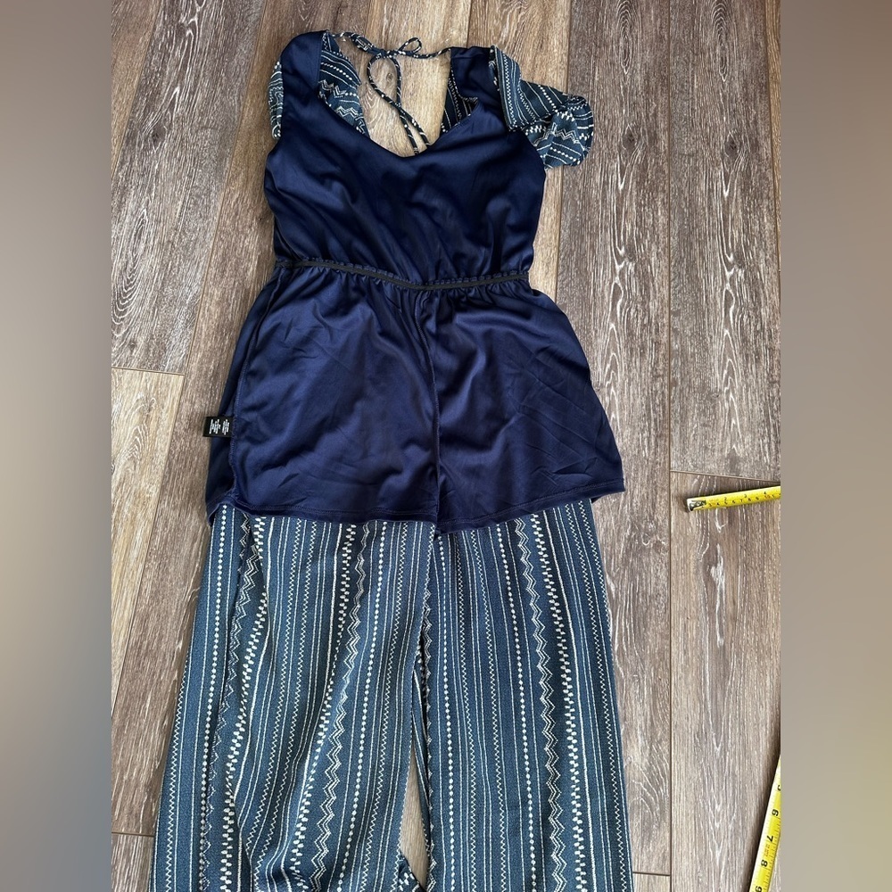 🛍️ Crystal Sky blue with white wide leg jumpsuit. New never worn. - Picture 2 of 11